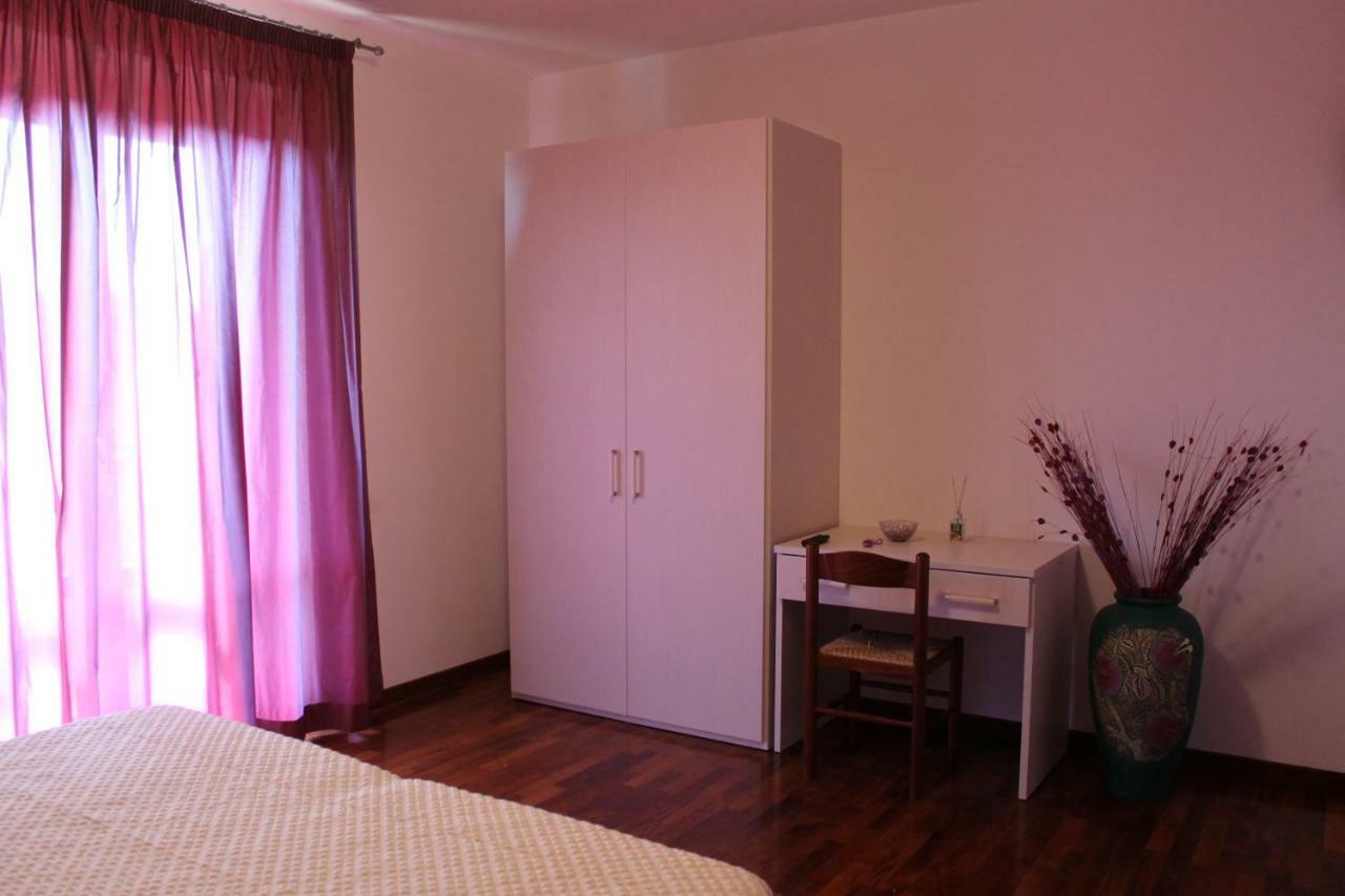 Il Mandorlo B&B Civitanova Alta Bagian luar foto